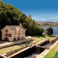 Bytown Museum & Rideau Canal Locks, Ottawa, Ontario | ©Destination Canada