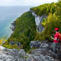 Take in sweeping views over the bay’s blue waters | Pete Heck